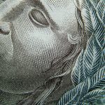 Juros no Brasil: Entre o Otimismo do Mercado Financeiro e o Socorro do Crédito Chinês na Economia Real